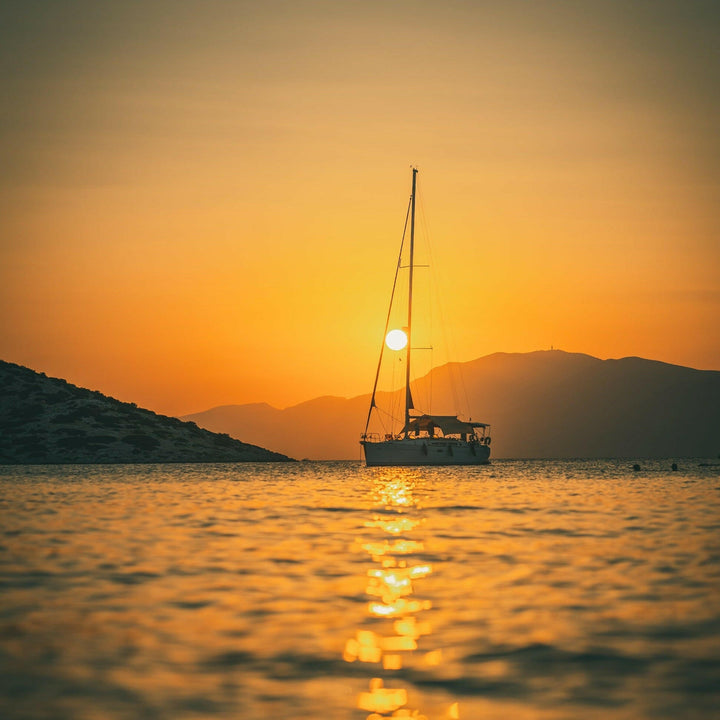 Sunset Sailing - castawayclubphuket